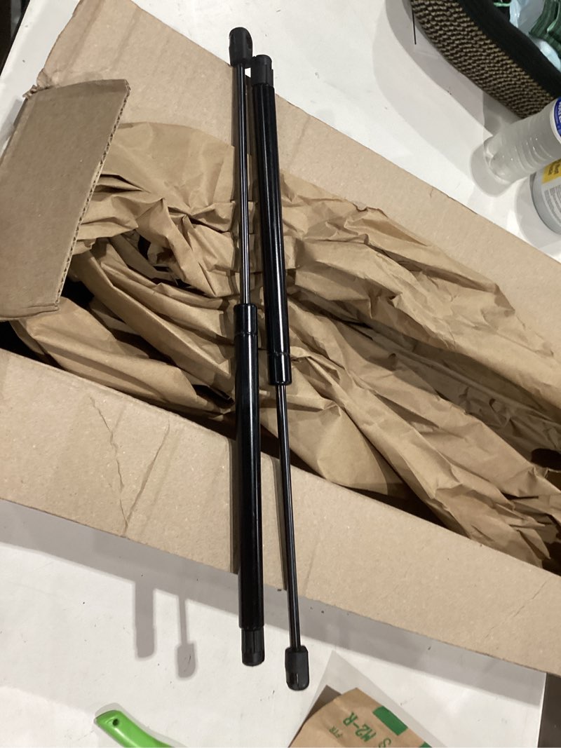 Condition photo showing Good Condition for rear window glass ?not for rear tailgate?shocks struts liftgate charged supports gas springs for chevrolet suburban tahoe gmc yukon cadillac escalade 2000-2006, replacement 4185 sg330025, 2 pcs 1999-2006