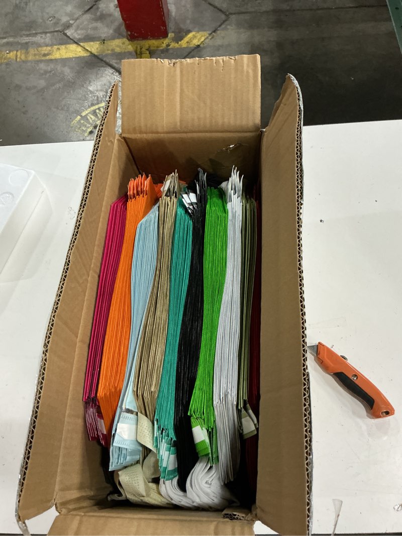 Condition photo showing Good Condition for 120 pcs insulated take out bags bulk in thermal insulation lunch bag for hot cold food pizza coffee milk tea delivery cooler bag for catering restaurant picnic (9.5 x 9.5 x 6 in) (120, 24x24x15)