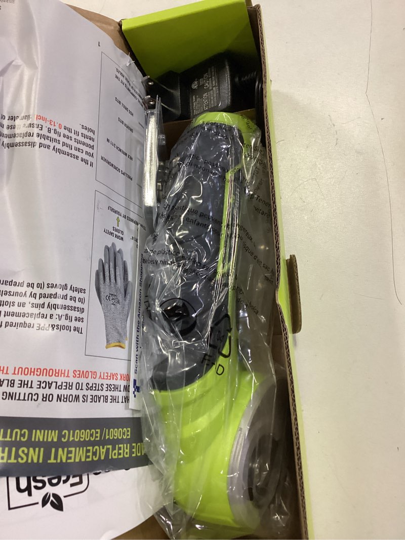 Condition photo showing Good Condition for SnapFresh Cordless Electric Scissors, 4V Electric Mini Box Cutter, Carpet & Cardboard Cutter Tool with a Replacement Blade/Charger, Rotary Cutter for Cardboard Packages Leather Plastic ?Green?
