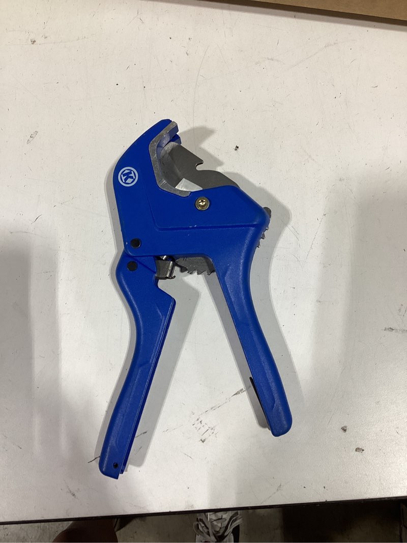 Condition photo showing As Is for kobalt 1-1/4-in pvc cutter