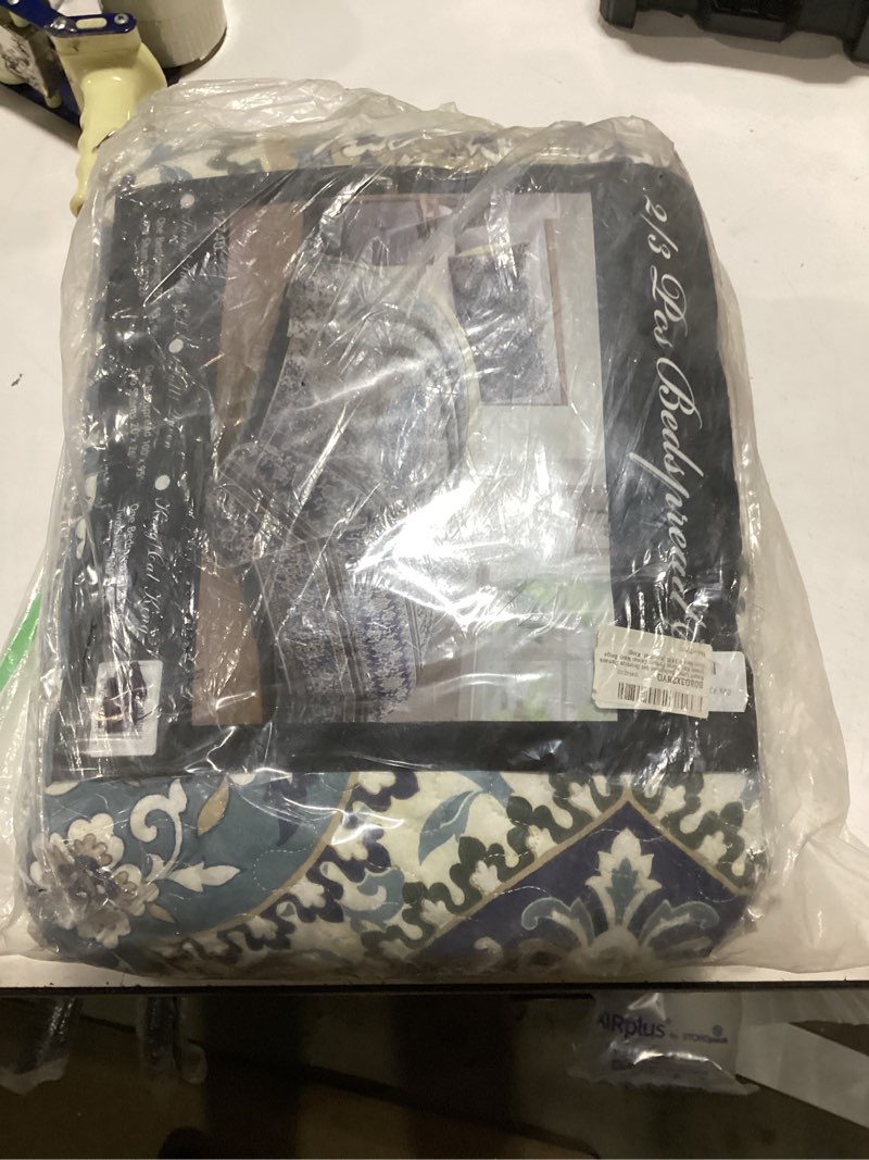 Condition photo showing New/Like New for bedspread set oversize damask greek key floral pattern camel navy beige blue new # 2435 (king/cal. king)