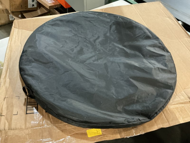 Condition photo showing Good Condition for 5x6.5ft/1.5x2m white black photo backdrop, double-sided pop up photography background with carry bag reversible collapsible backdrops for photoshoot tiktok youtube video live streaming 5 x 6.5 ft black/white