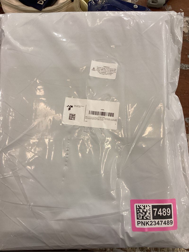 https://lotting-media.assets.bidfta.com/lotting_44973429-25ad-4ca7-9e5f-b56ad55f8d8c