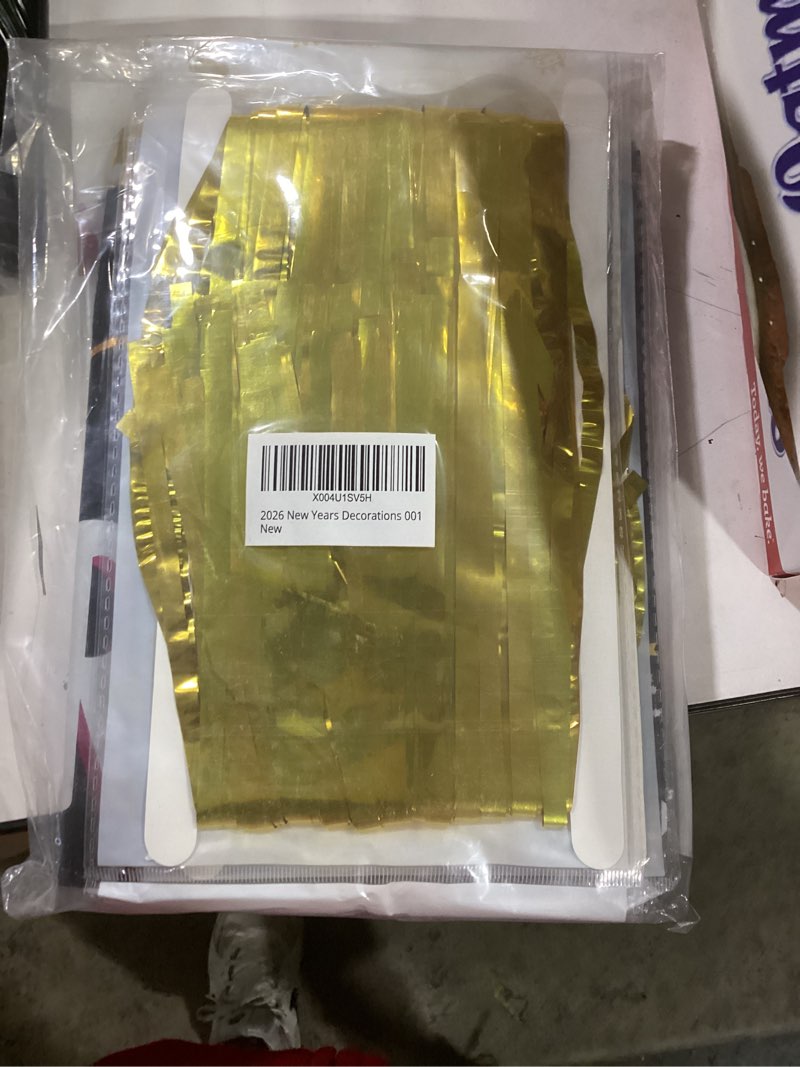 Condition photo showing New/Like New for New Years Eve Party Supplies 2026, New Years Decorations 2026, NYE Decorations Kit Include Happy New Year Banner, 2026 Balloon, Fringe Curtain, Foil Balloons for Happy New Year Decorations 2026