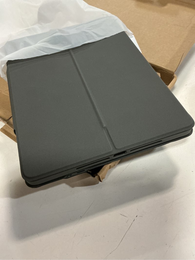 Condition photo showing Good Condition for CHESONA Rugged Keyboard Case for iPad 9th 2022/8th/7th Generation, Magnetic Detachable Case, Premium Trackpad, 15°-180° Adjustable Stand, Portrait/Landscape Backlit Keyboard for iPad 10.2-inch, Gray