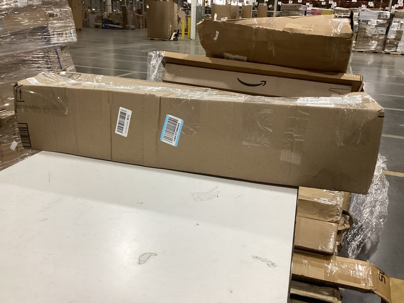 Condition photo showing New/Like New for camping chair, black