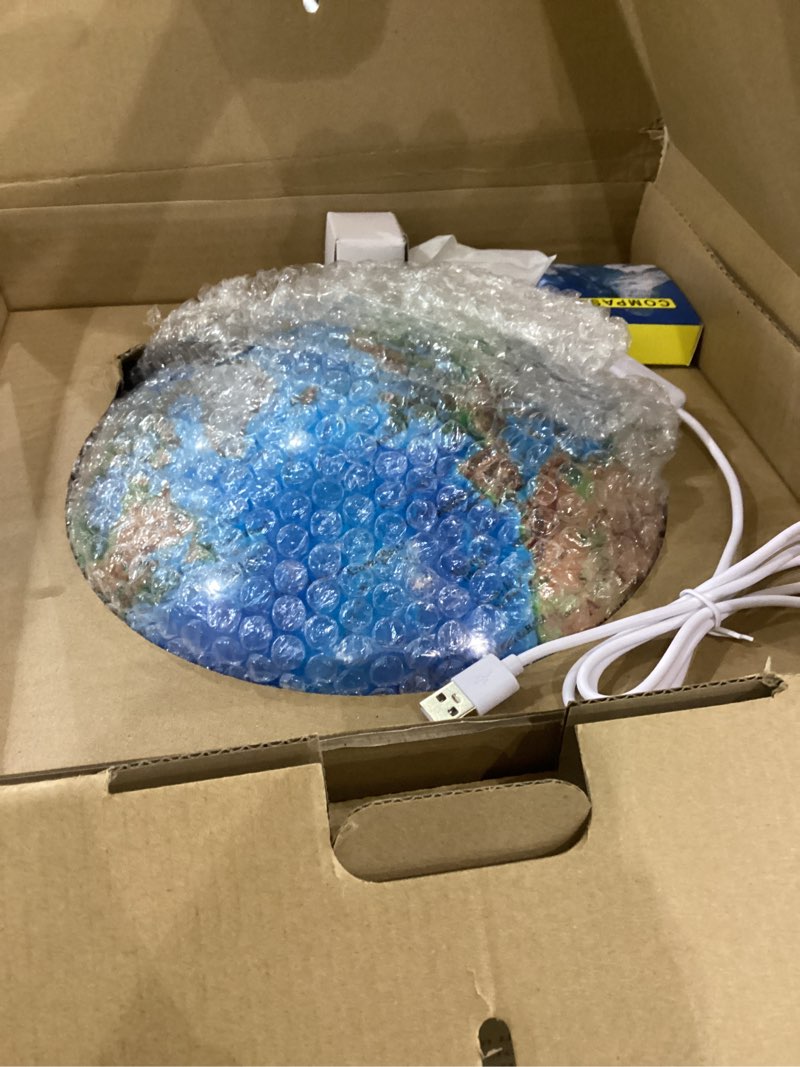 Geographic wold globe 13 inches
