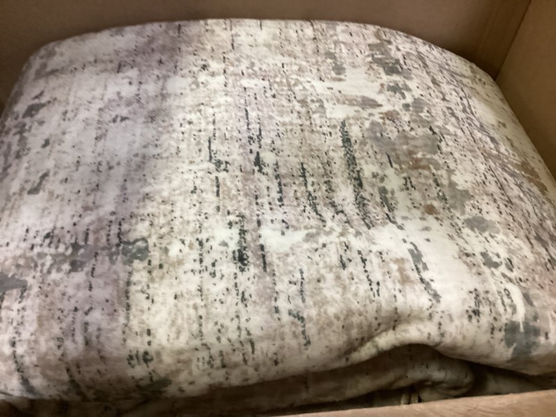 Condition photo showing Good Condition for 9x12 Area Rug for Living Room, Extra Large Washable Rug, Soft Neutral Abstract Rug for Bedroom, Office, Farmhouse, Low Pile Imitation Wool Non Slip Carpet Ideal for High-Traffic Areas, Beige Grey Beige Grey 9' x 12' (Rectangular)