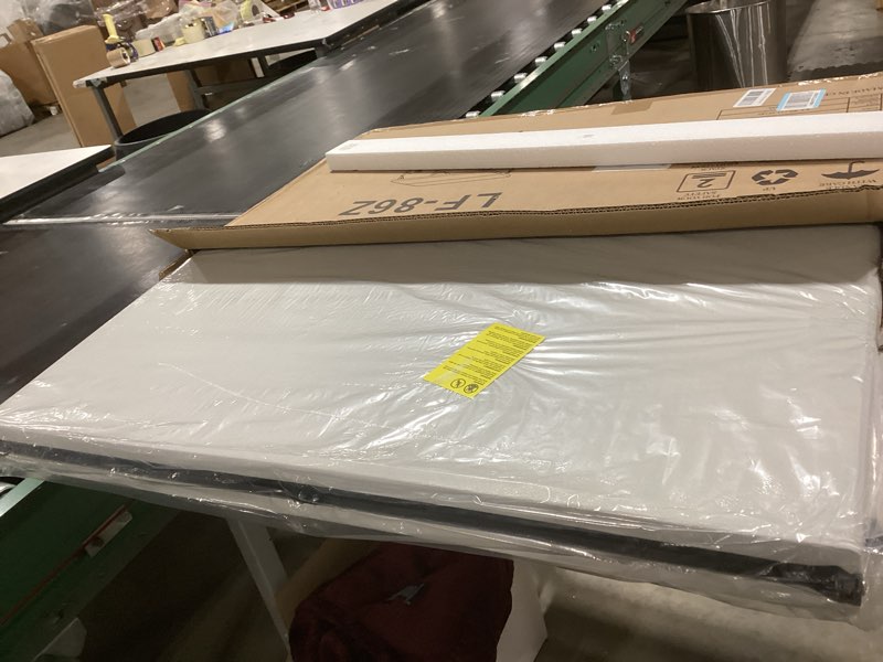 Condition photo showing Good Condition for 34" Square Folding Table for 4 Person, 330lbs Weight Capacity Foldable Table with HDPE Tabletop & Heavy-Duty Steel Legs, Large Portable Picnic Table for Indoor Outdoor Parties, Camping, White