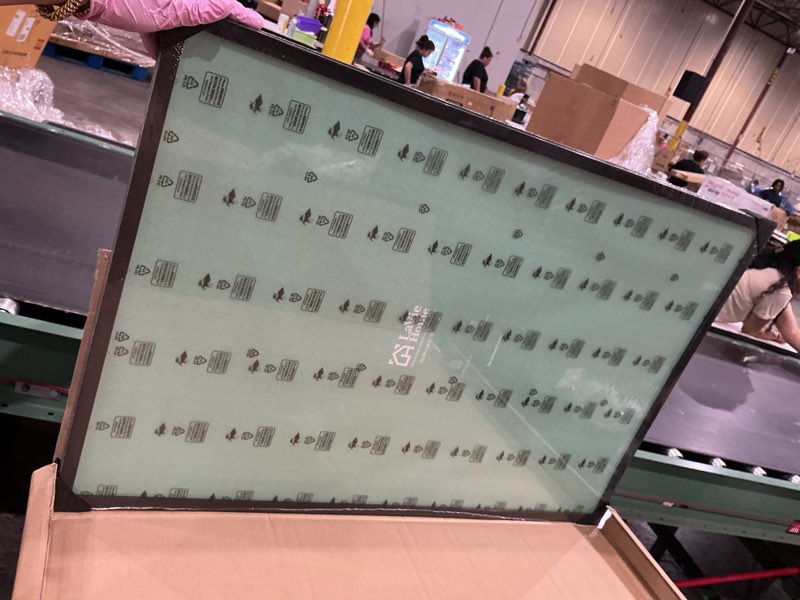 Condition photo showing New/Like New for lavie home 22.375x34 black picture frames 2 packs
