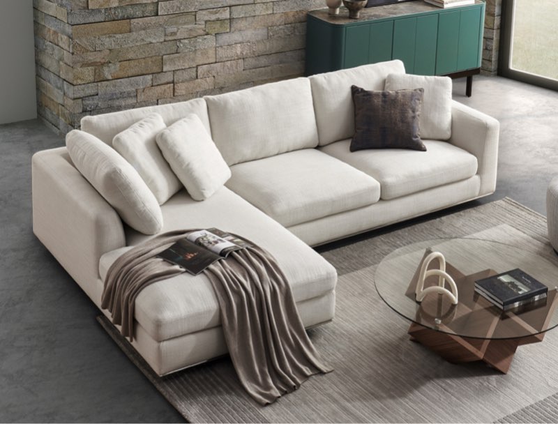 Hamilton Chaise Sectional Sofa