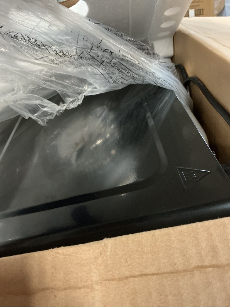 Condition photo showing Good Condition for frigidaire emw733blackamz 0.7 cu. ft. microwave, black