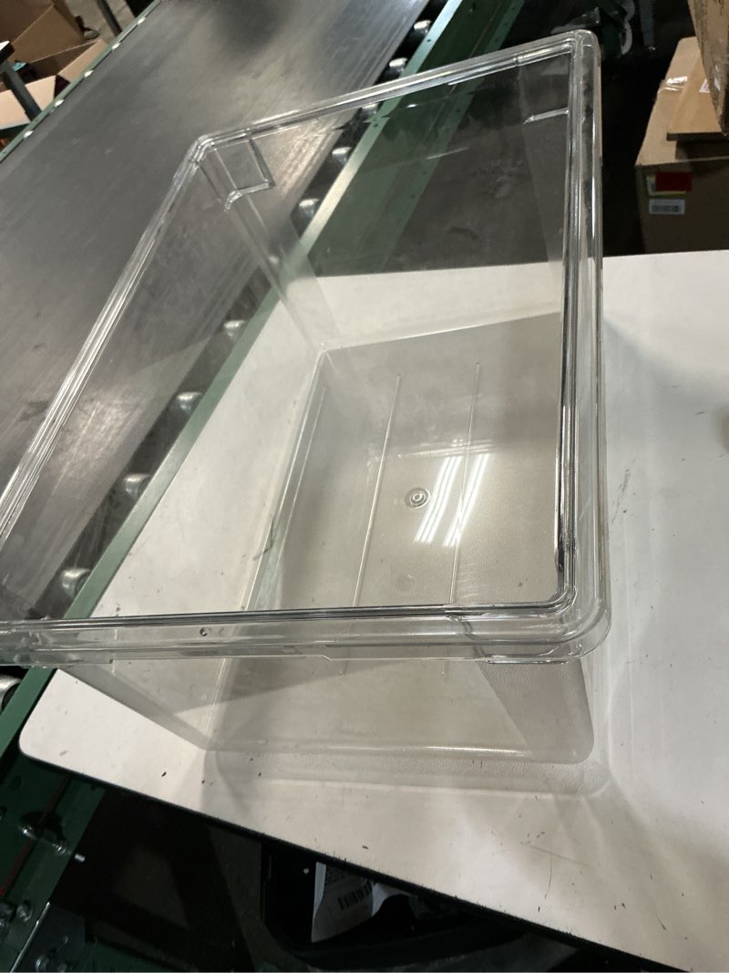 Condition photo showing Good Condition for ( 1 piece )cambro 182612cw cambro food storage box, full-size, 17 gallon