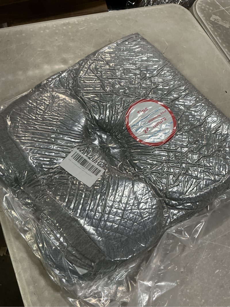 Condition photo showing New/Like New for Face Down Pillow,Face Down Pillow After Eye Surgery,BBL Pillow for Sleeping,Headrest Position is Fully Adjustable,3 Layers of Sponge Splicing,Pillowcase is Removable and Washable Gray