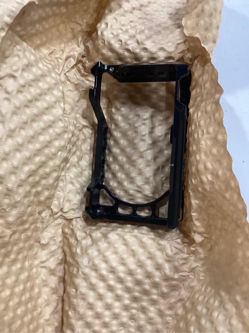 Condition photo showing Good Condition for smallrig camera a6400 a6100 cage for sony a6400 a6100 camera - ccs2310