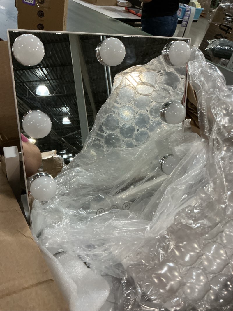 Condition photo showing Good Condition for YGGPOQO Lighted Makeup Mirror with 75 LEDs, Rechargeable Vanity Mirror with 1X/2X/3X/10X Magnification, 3 Color Modes & Touch Dimming, Portable Folding Mirror for Travel Desk, Gifts for Women & Girls SET02