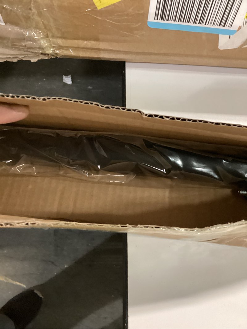 Condition photo showing Good Condition for Geelin Front Door Garland Hanger for Christmas Adjustable Wreath Hanger Suitable for Different Doors with No Nails or Screws Heavy-Duty Cast Iron for Holding Christmas Wreaths Decor(35.4" - 63")