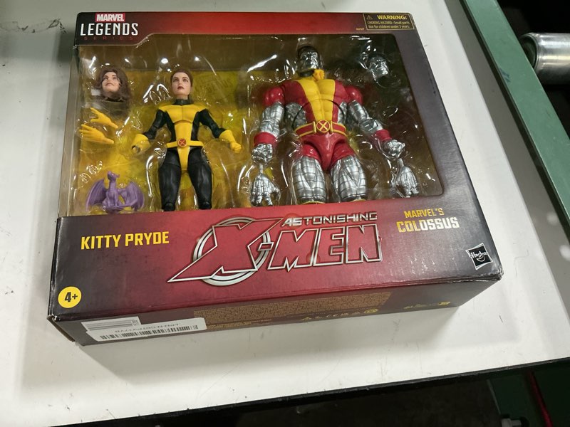 Condition photo showing New/Like New for x-men marvel legends series kitty pryde & marvel’s colossus two-pack, 2 astonishing comics-inspired collectible 6-inch scale action figures