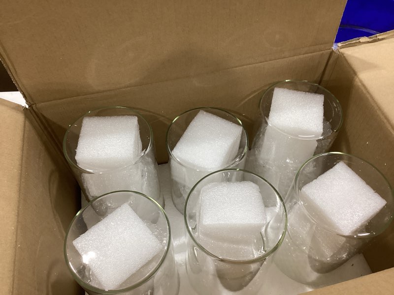 Condition photo showing Good Condition for 24 pack thick glass cylinder vases 4,6,9,12 inch tall clear flower vase hurricane floating candle holder for table centerpiece wedding home decor 24 pack (4,6,9,12 inch )
