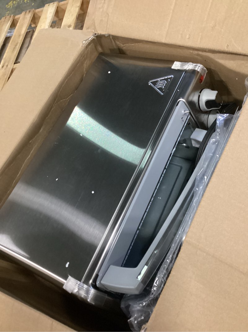 Condition photo showing As Is for black+decker 4-slice toaster oven with natural convection, stainless steel, to1760ss (to1760sst-1)