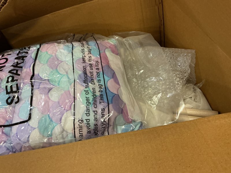 Condition photo showing Good Condition for Windyun 4 Pack Mermaid Teepee Tent for Kids with Inflatable Airbed, String Light Fitted Sheet Mermaid Pillow Washable Toddler Indoor Play Tent for Girls Boys Sleepover Slumber Party