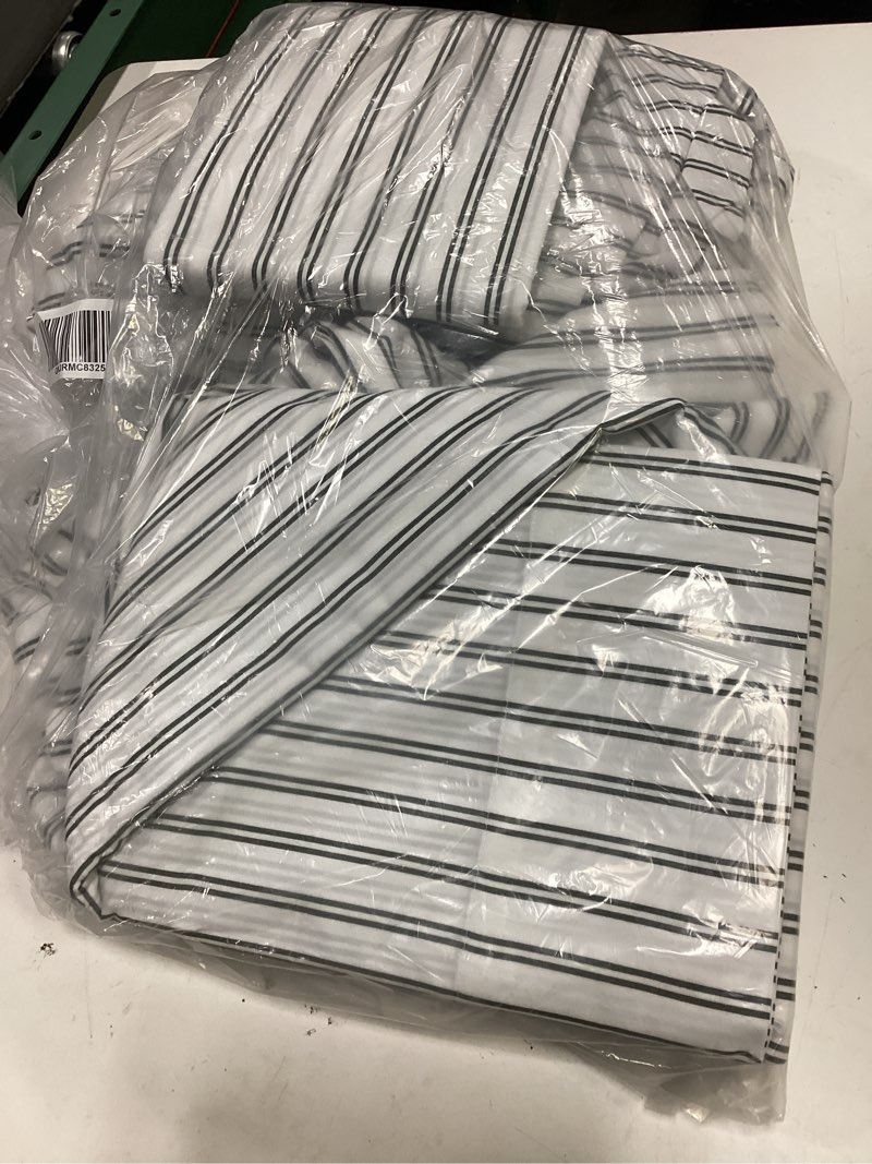 Condition photo showing Good Condition for quince organic crisp percale sheet set, queen, double stripe pine