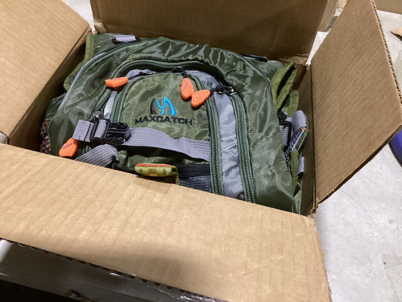 Condition photo showing Good Condition for M MAXIMUMCATCH Maxcatch Fly Fishing Vest Pack for Men and Women Adjustable Outdoor Fishing (Vest/Sling Pack/Backpack)