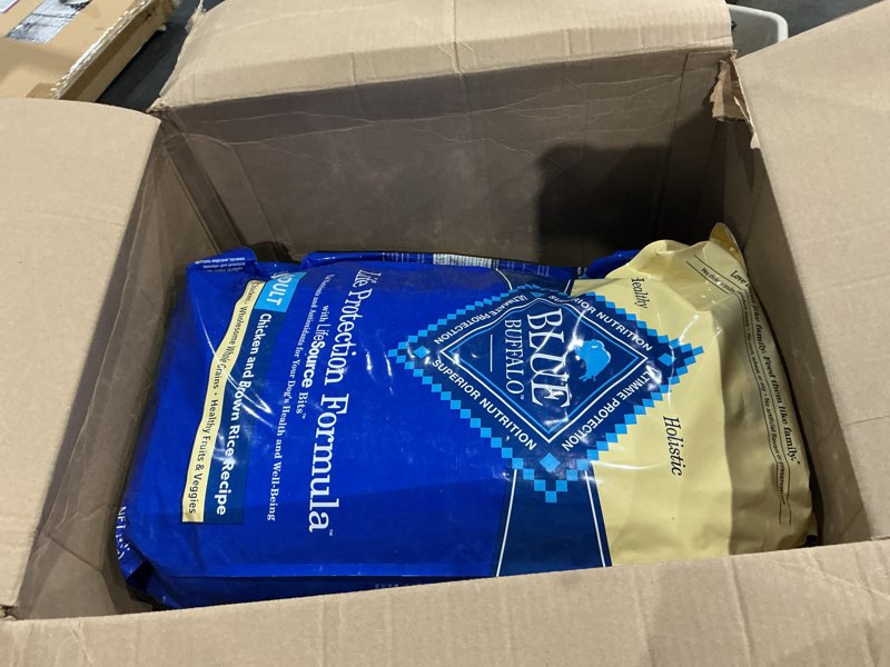 Condition photo showing New/Like New for blue buffalo life protection formula chicken & brown rice adult dry dog food, supports immunity with antioxidant-rich lifesource bits, promotes healthy muscle development, skin & coat health, 34 lbs. chicken & brown rice 34 pound (pack of 1)