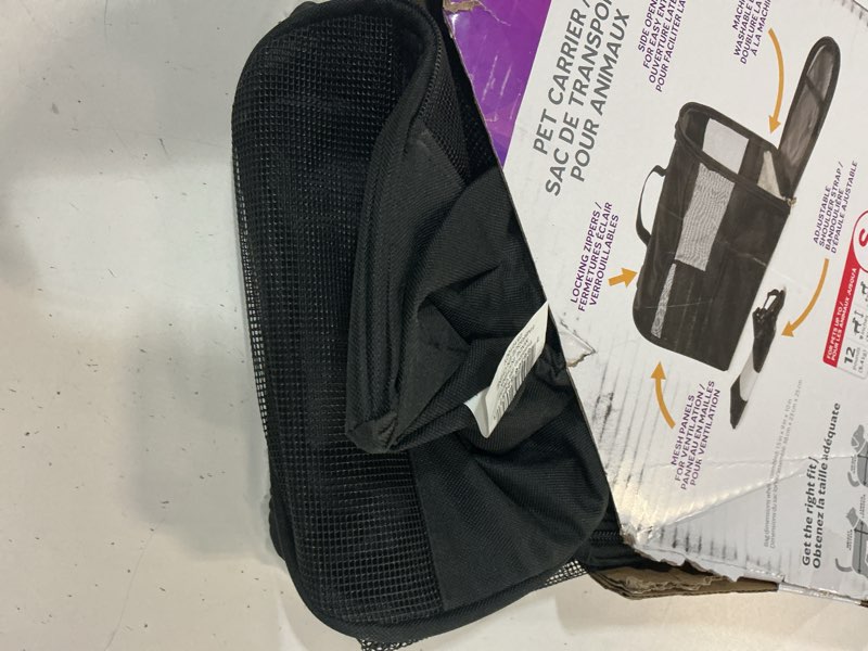 Condition photo showing Good Condition for trustypup pet carrier, small