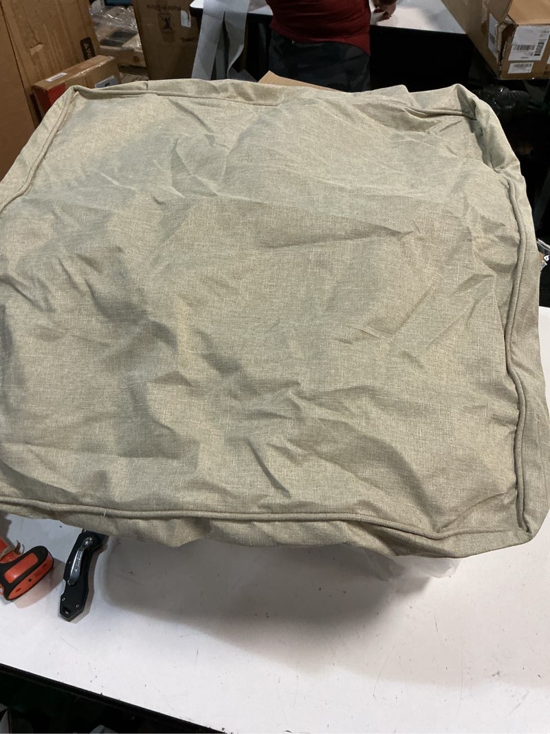 Condition photo showing Good Condition for outdoor chair cushions, water-resistant & fade-resistant, patio furniture square seat replacement chair pads with ties, removable cover, non-slip bottom, set of 4, 22 x 22 inch, natural natural 22" x 22" 4 pack