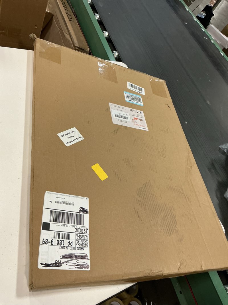 Condition photo showing Good Condition for upsimples 19.7x27.6 Puzzle Frame, Display 18x24in with Mat or 50x70cm Without, Wall Hanging 1000 Pieces Puzzles Frames, Black, 1 Pack Black 19.7x27.6