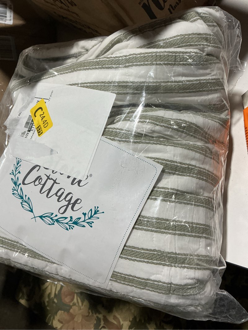 Condition photo showing Good Condition for Stone Cottage - Twin Quilt Set, Reversible Cotton Bedding with Matching Shams, Striped Ideal Bedding Set (Willow Way Green, Twin) Green Twin