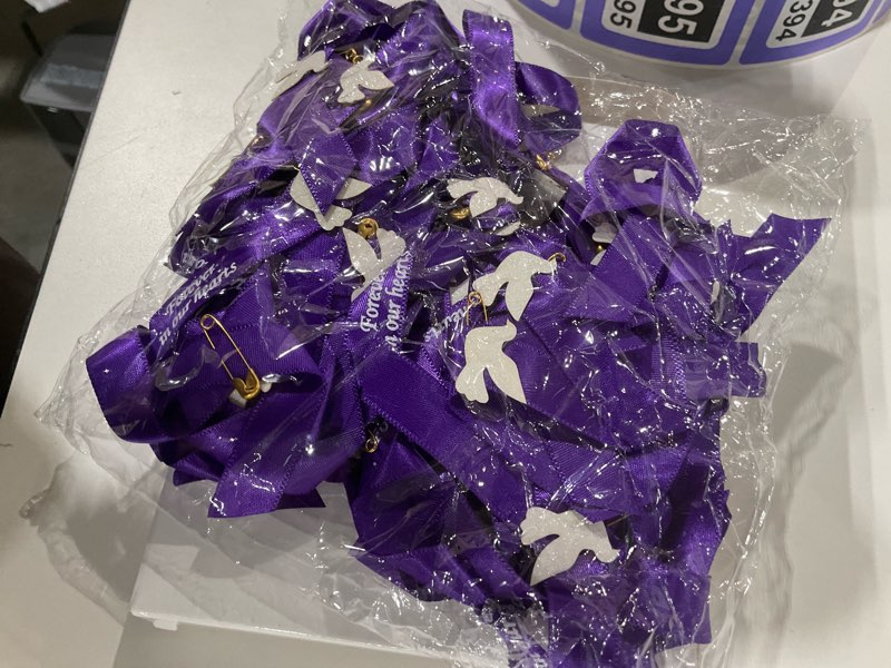 Condition photo showing As Is for 50 Pcs Dove Funeral Ribbons Memorial Ribbon Funeral Pins Classic Memorial Service Respect Ribbon Bow with Safety Pins and Dove for Mourning Remembrance Day Event(Purple)