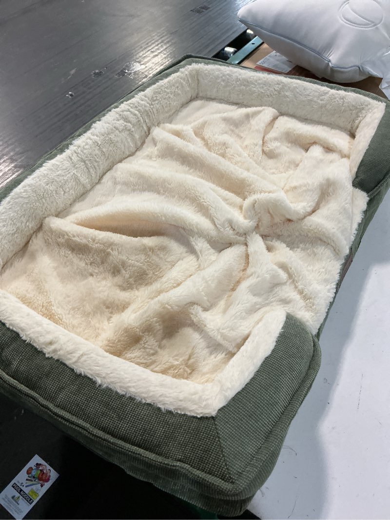 Condition photo showing Good Condition for orthopedic dog bed medium 30in x 20in animal comfort loose blanket for digging