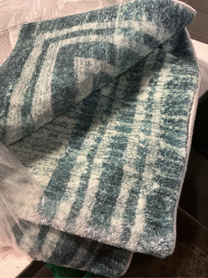 Condition photo showing As Is for Similar Veken Rug Gripper Pad for Hardwood Floors, Thick Cushion Non Slip Rug Pads for Area Rugs, Rug Grippers for Tile Floors, Under Carpet Anti Skid Mat, Keep Your Rugs Safe and in Place, 2x3 Ft 2' x 3' (Rectangular) White