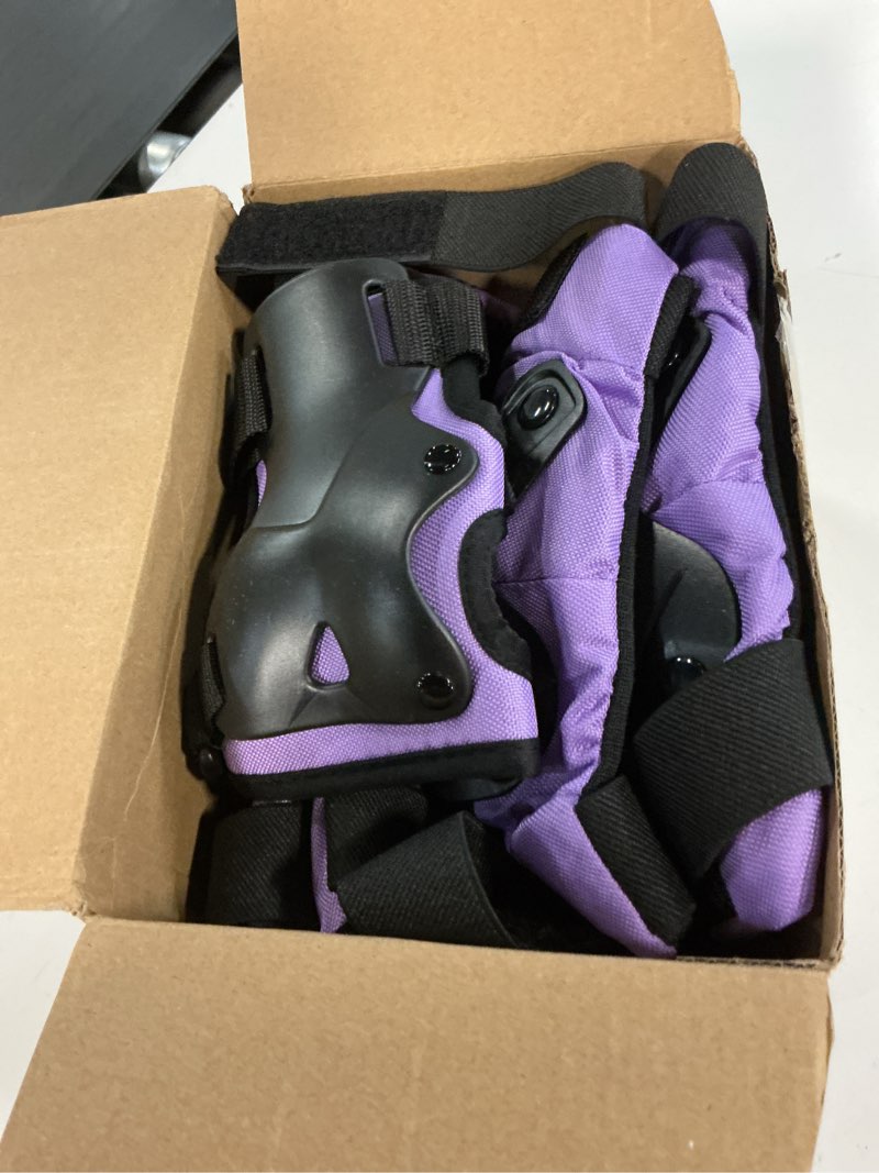 Condition photo showing Good Condition for skating protective gear knee and elbow pads wrist guards for roller skating skateboarding, skate pads adult knee pads purple adult (14+ years)