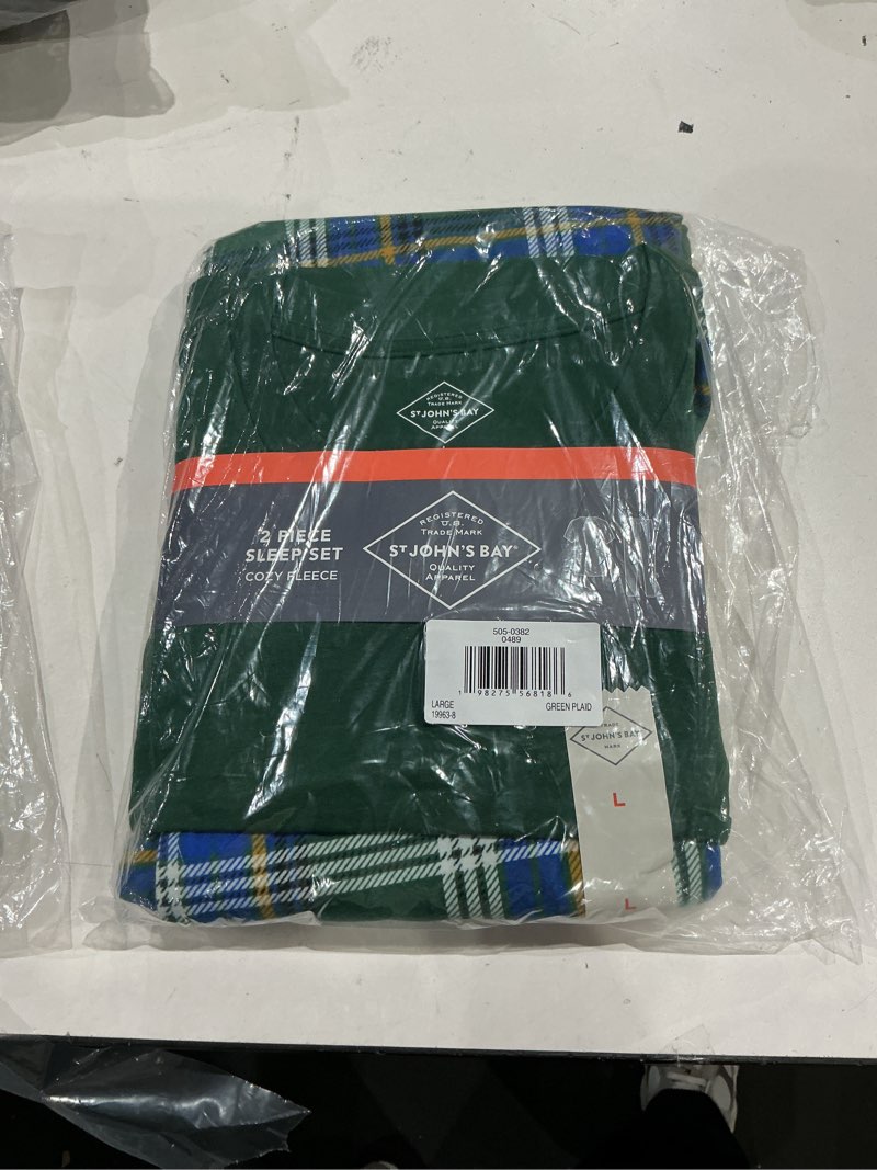 Condition photo showing Good Condition for not exact similar to swomog couples pajama sets women & men long sleeve sleepwear top plaid pants loungewear set with pockets women medium z - deep green - solid top