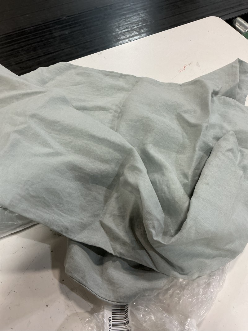 Condition photo showing As Is for california design den luxuriously soft hotel quality 600 thread count, 100% cotton set of 2 cases, crisp & cool bed pillow covers standard size fits standard & queen pillows (sage green) standard / queen 16 - sage green - cool tone