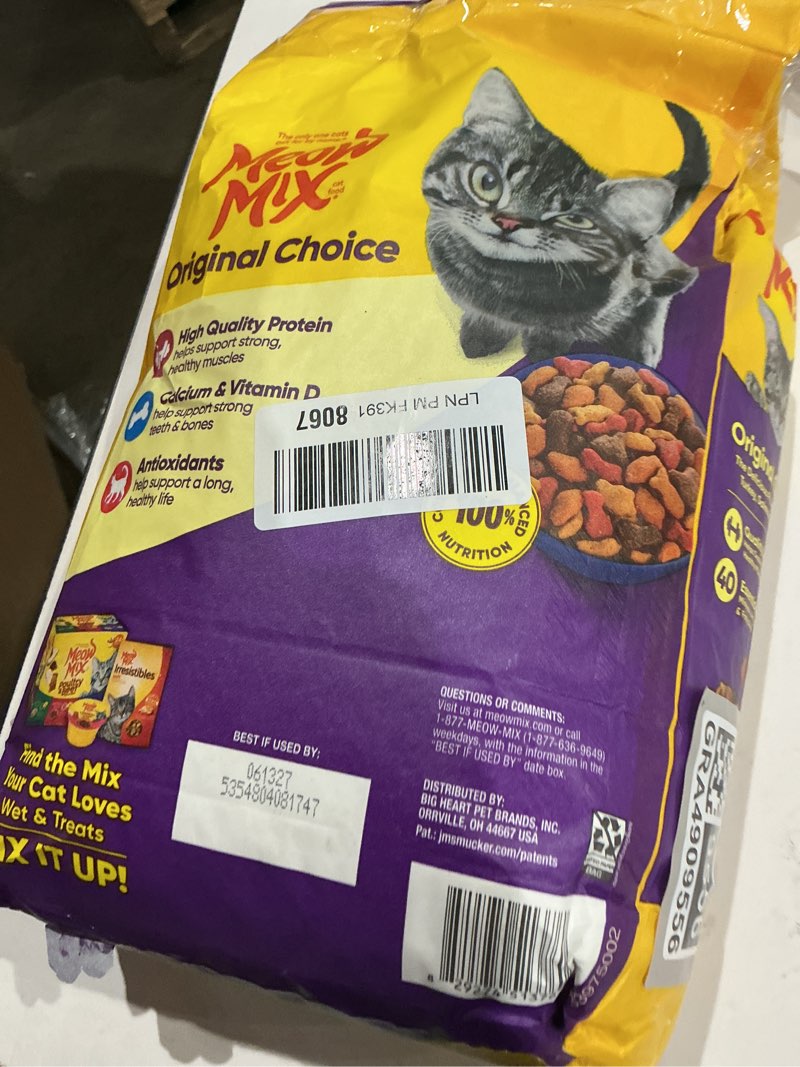 Condition photo showing Good Condition for meow mix original choice dry cat food, 6.3 pound bag 6.3 pound (pack of 1)
