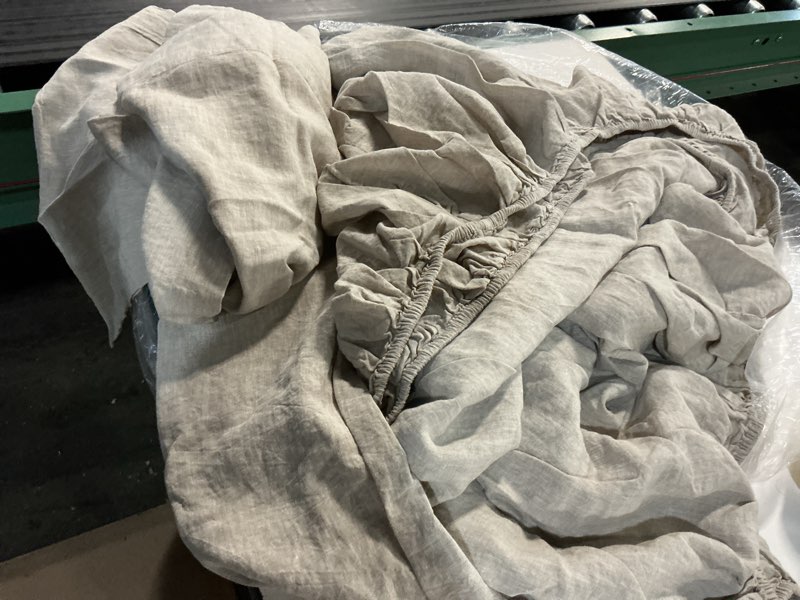 Condition photo showing As Is for european linen chambray sheet set, natural king