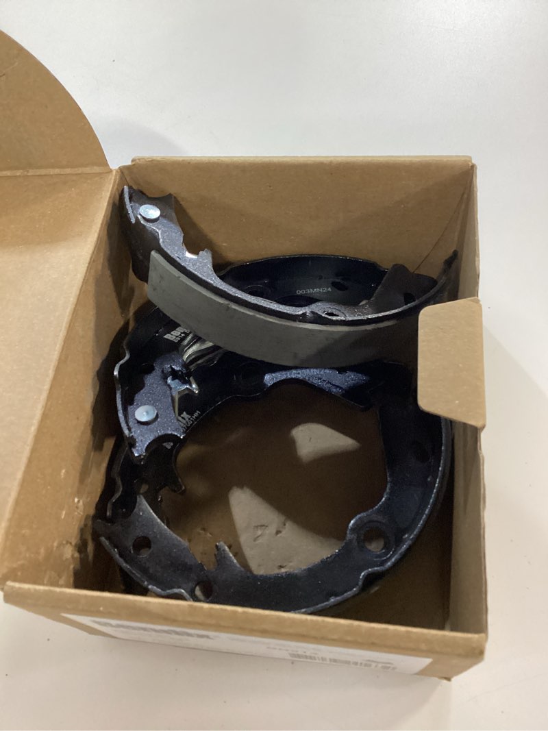 Condition photo showing New/Like New for bendix premium 914 rear parking brake shoe for hyundai accent 2010-2006, veloster 2013-2012, kia forte 2013-2010, forte5 2013-2012, forte koup 2013-2010, rio 2010-2006, rio5 2010-2006