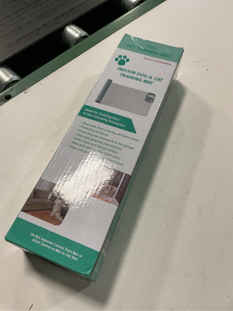 Condition photo showing Good Condition for SEERWAY Scat Pet Shock Mat Indoor, Safe Shock Training Pads for Dogs and Cats, Electric Repellent Mat Keeps Pets Off Couch, Sofa, Counter Top, 3 Training Modes, 60"x12" Rectangular, Battery Operated 60"x12" Sofa