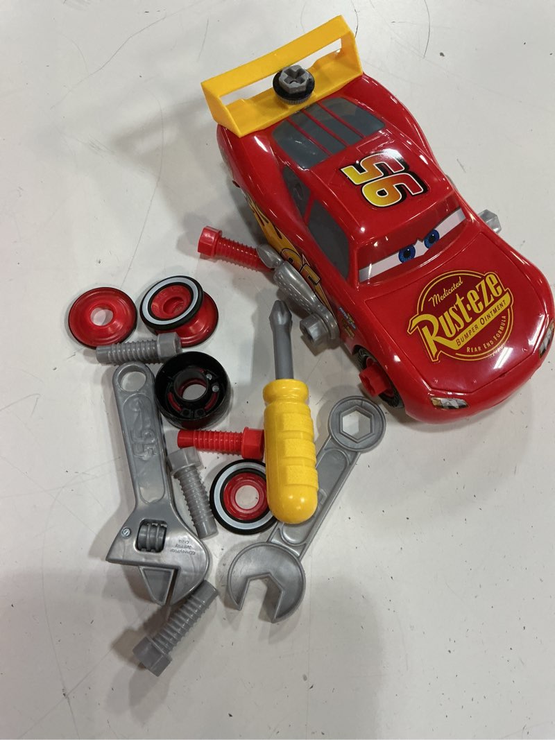 Condition photo showing As Is for (incompleto 7disney collection just play lightning mcqueen tool set cars toy playset
