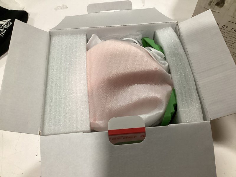 Condition photo showing Good Condition for Smart AI Bird Feeder with Camera,2.5K HD Live View,Solar Powered,Instant Birds Species Recognition,Real Time Alerts,Wireless Birdhouse with Night Vision,Ideal Gift,Green