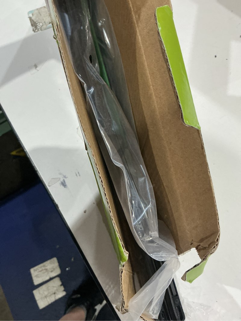 Condition photo showing Good Condition for 3pcs windshield wiper blades for mercedes-benz gla250 gla45 amg 2016-2021, original equipment automotive replacement windshield wiper blades for my car- 24"/19"/12" (set of 3) c241912x