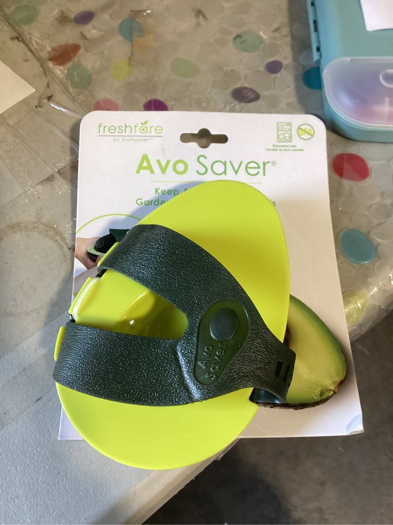 Condition photo showing New/Like New for evriholder avo saver avocado holder