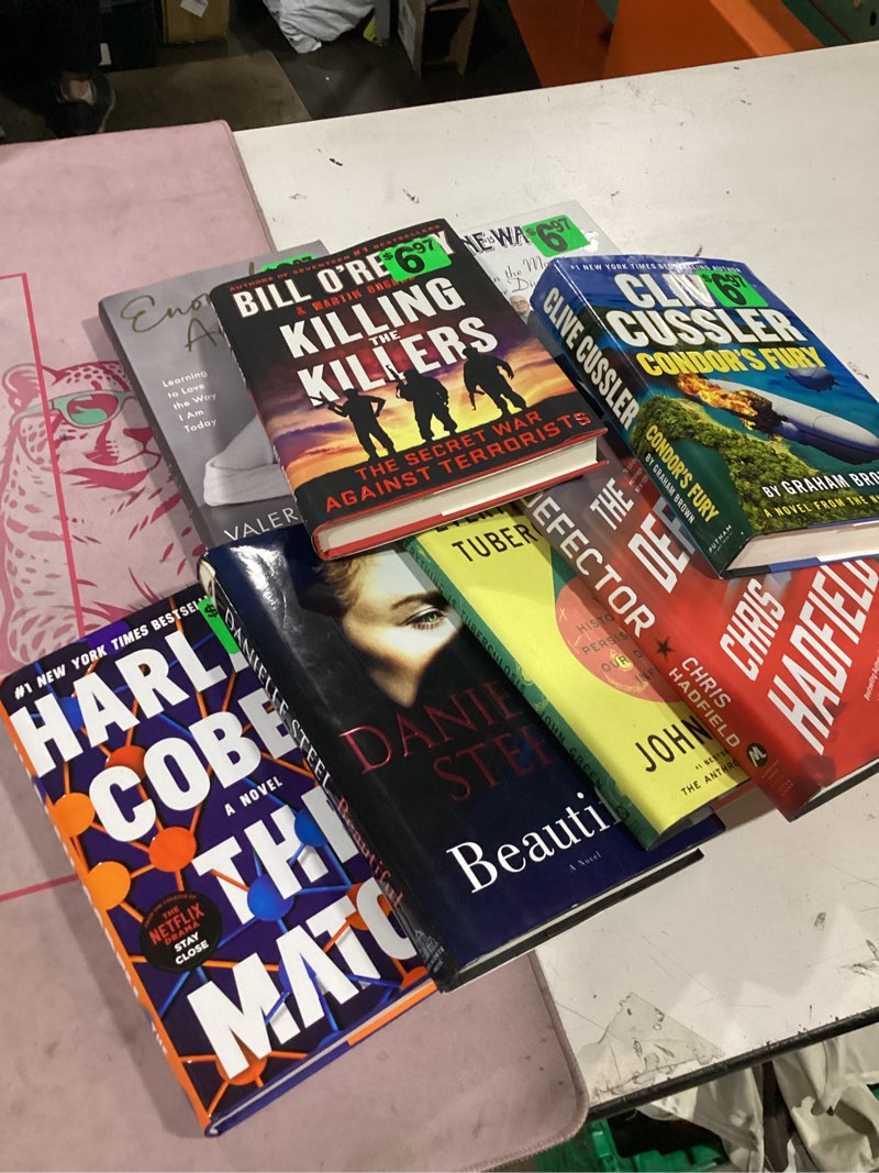 Condition photo showing Good Condition for assorted adult books