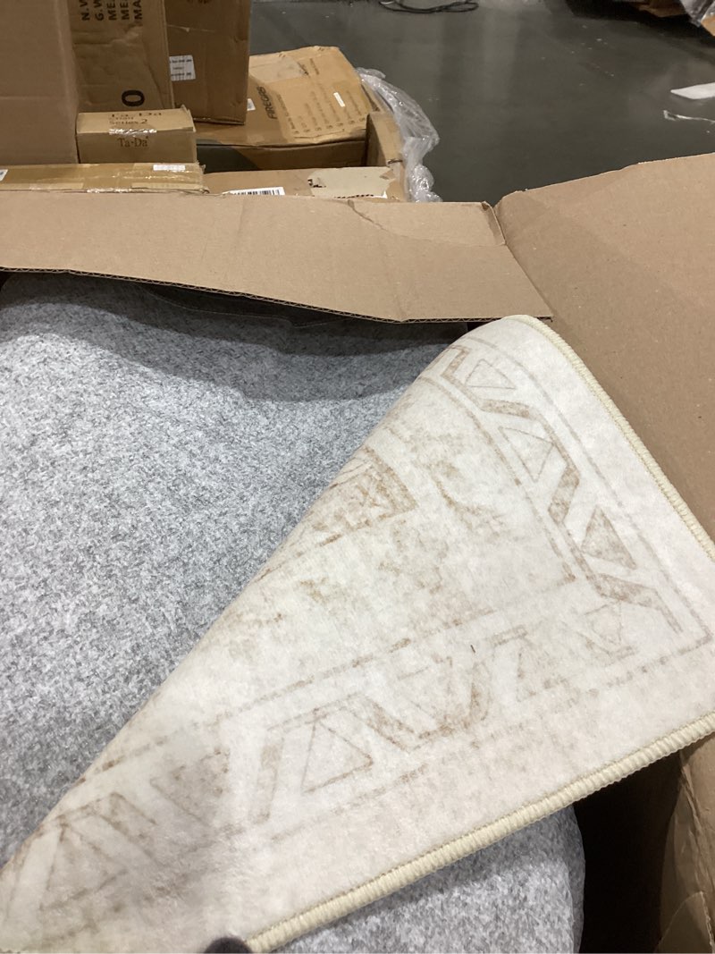 Condition photo showing Good Condition for srugn washable rugs 8x10 area rugs for living room,ultra soft faux wool retro rugs for bedroom,dining room,non slip&non-shedding low pile vintage print rug indoor large carpets for home office decor