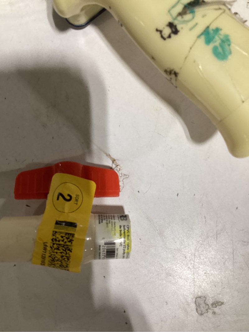 Condition photo showing Good Condition for RELIABILT 1/2-in CPVC Ball Valve Item #21479 | Model #1/2IN CPVC BALLVALVE Shop RELIABILT