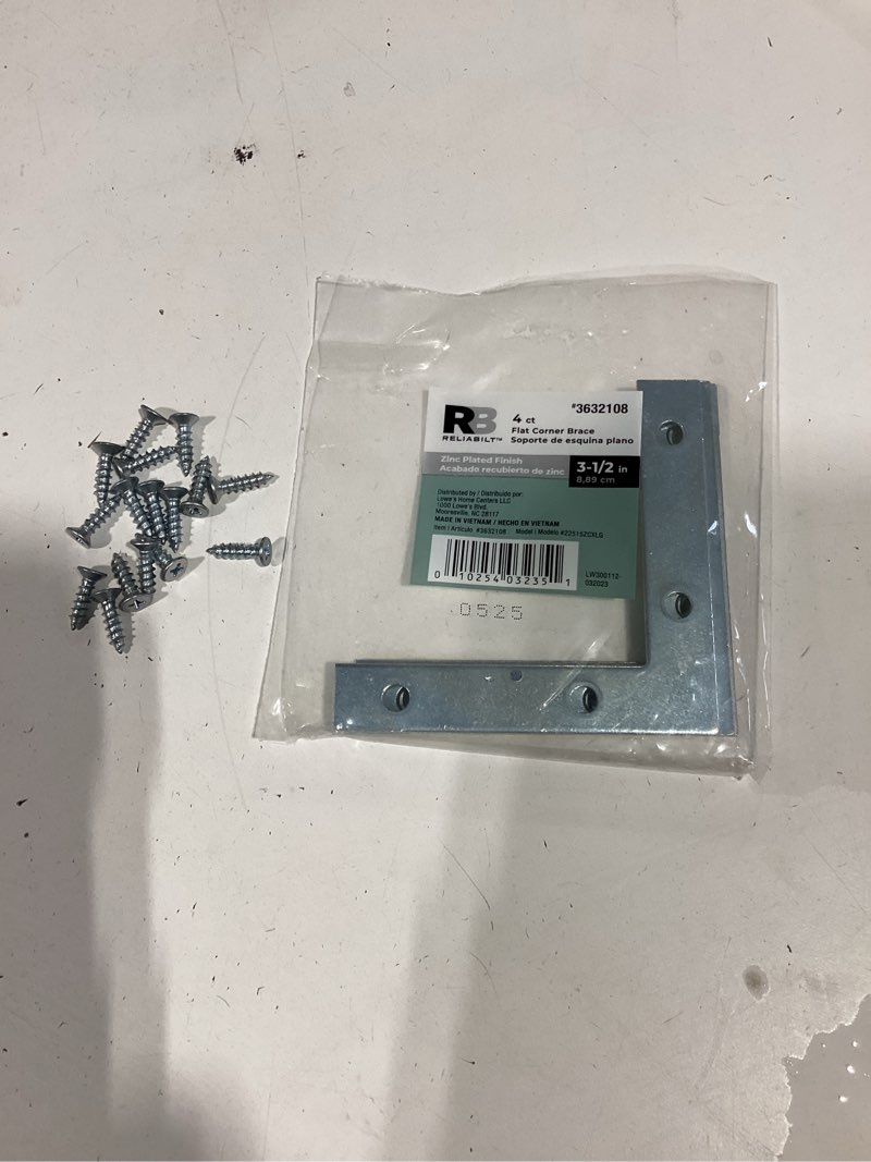 Condition photo showing Good Condition for reliabilt 3.5-in x 0.625-in x 3.5-in zinc-plated steel flat brace (4-pack)